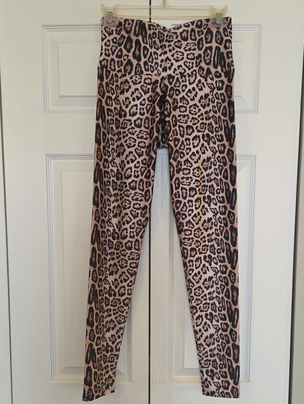 Onzie Leopard Print High-Rise Leggings - Beige & Black